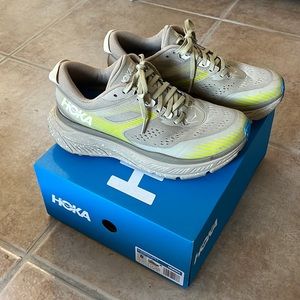All gender Hoka Stinson ATR 6